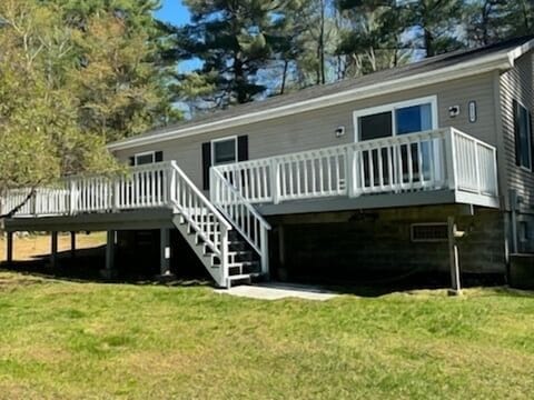Home with spacious deck