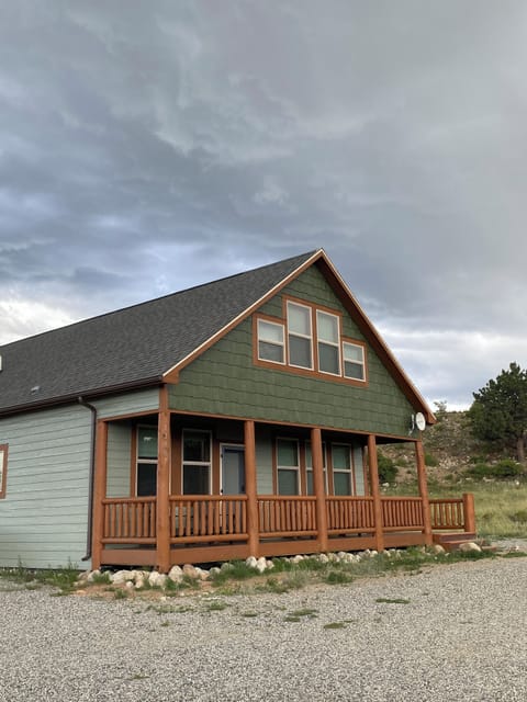 A newer cabin ready for guests in any season.