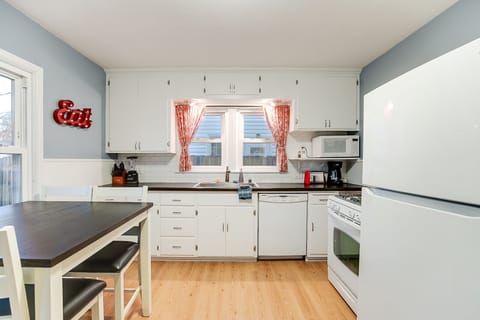 Fully Equipped Eat In Kitchen