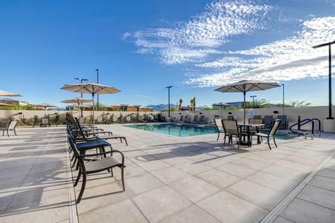 Stretch out poolside with plenty of loungers and shade.