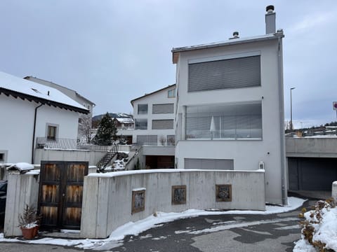View of garage entrance Valmala
