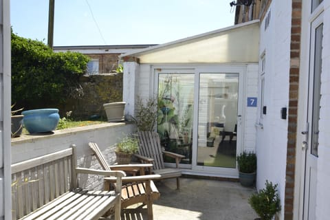 Apartment 7 Outside Seating