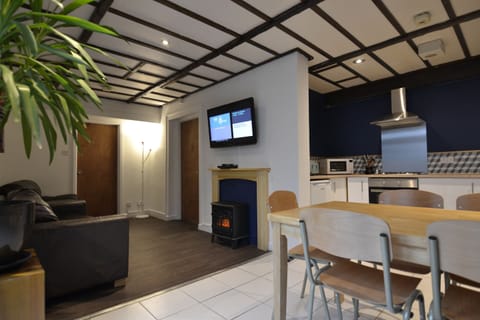 Apartment 7 Open Plan Lounge and Dinning Area