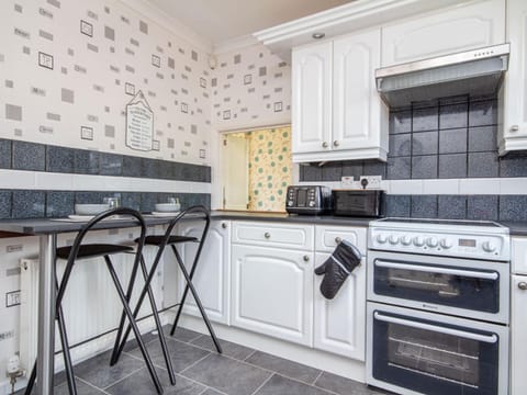 Kitchen | Caledon, Aviemore