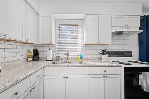 Anti-fatigue mat is available for extra comfort when cooking or washing the dishes