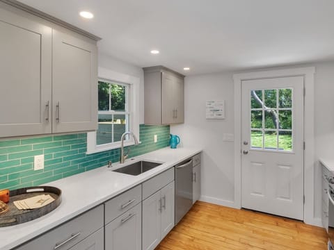 All new kitchen with dishwasher