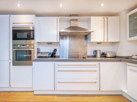 Kitchen | 208 By the Bridge Apartment, Inverness