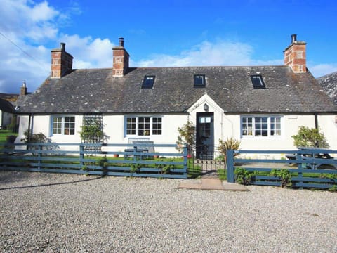 Exterior | White Cottage - Culmaily Farm, Golspie