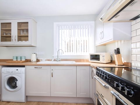 Kitchen | Raasay, Dornoch