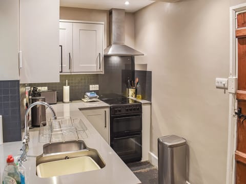 Kitchen/diner | Tarn Cottage, Grasmere