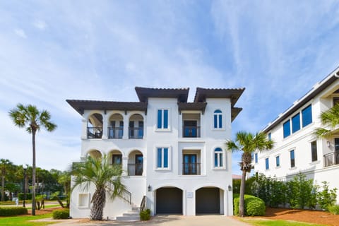 Front Exterior - Beaches Be Crazy - Pet friendly home one minute walk to the Ocean