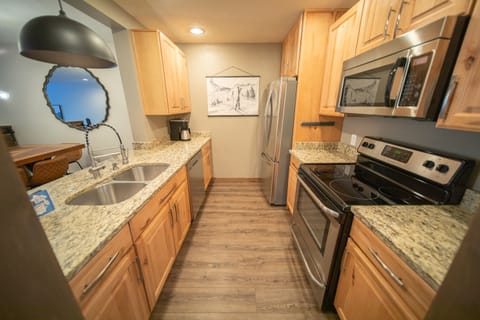 Large, fully equipped kitchen