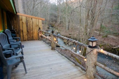 cb001a70-faa2-4d41-801c-209c0346fd4b