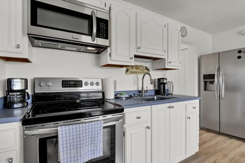 Well stocked kitchenette to meet your needs