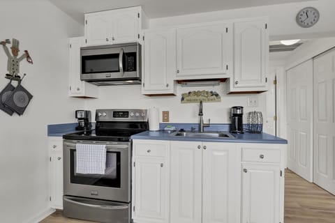 Well stocked kitchenette to meet your needs