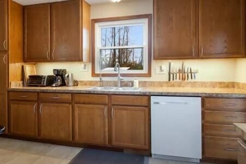 3f042d18-2175-4a92-bc37-e858db9a0813