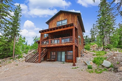 Dakota Sunset Lodge