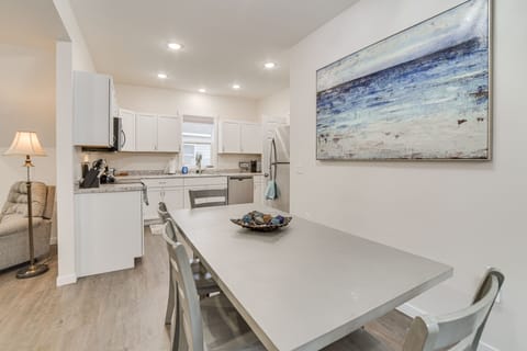 Dining Area | 1st Floor