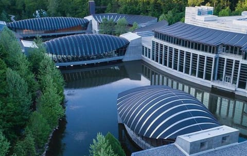 Visit the Crystal Bridges Museum of American Art