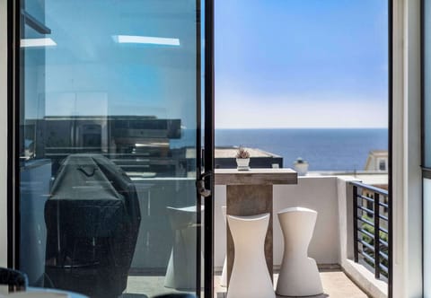 Ocean view Balcony