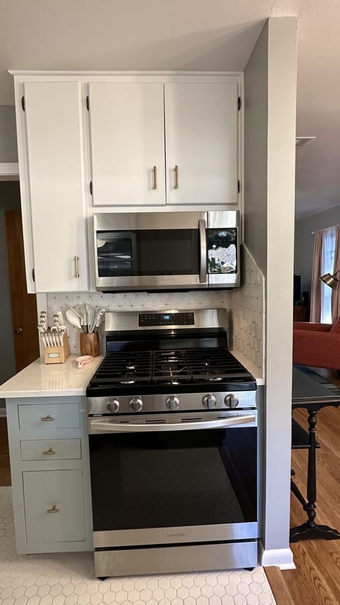 New range and microwave 