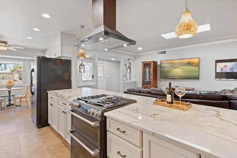 Cafe gas range, double oven