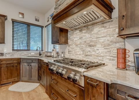 Step into our well-appointed kitchen, where every detail, from modern appliances to sleek countertops, is designed to enhance your culinary experience. Whether you're crafting gourmet dishes or enjoying a leisurely breakfast, this fully equipped kitchen is your perfect culinary retreat.