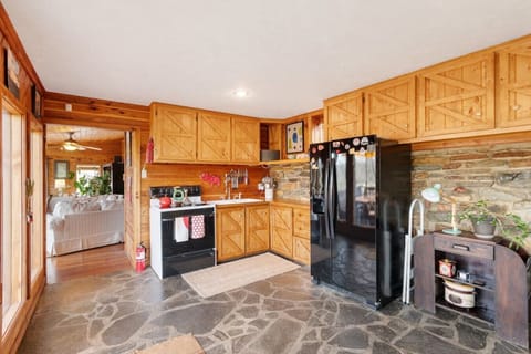 Fully equipped kitchen for all of your cooking needs.