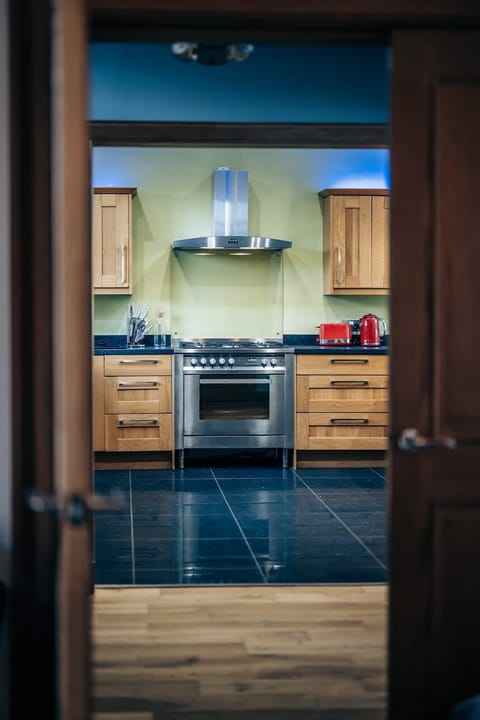 Open plan kitchen/diner