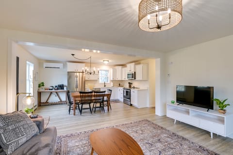 Living Room | Central Air Conditioning & Heating