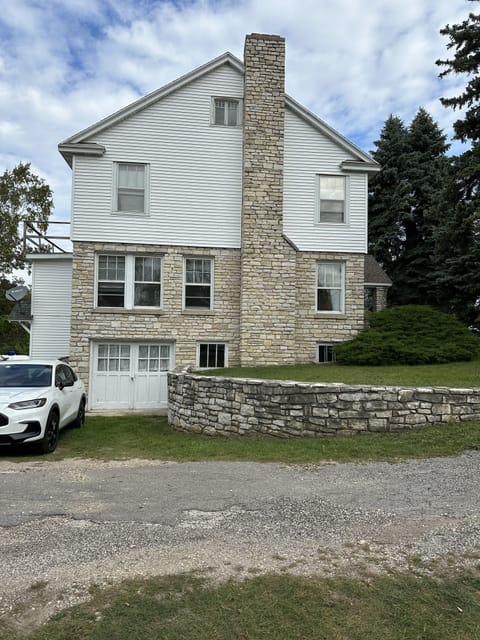 Exterior of Harbor Haus in Egg Harbor