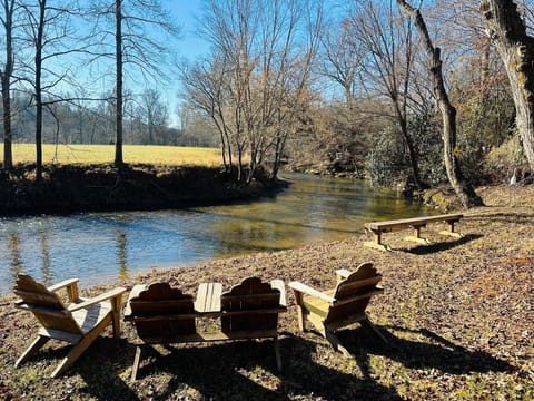 Creekside seating looking down Hemptown Creek which flows to the Toccoa River.