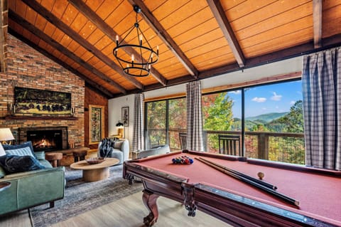 Fall colors, long range mountain views, wood burning fire place, pool table & TV.
