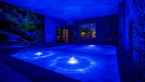 Pigeon Forge Log Cabin Rental Private Indoor Swimming Pool..