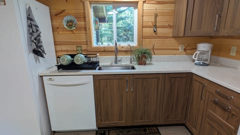 Kitchen with dishwasher