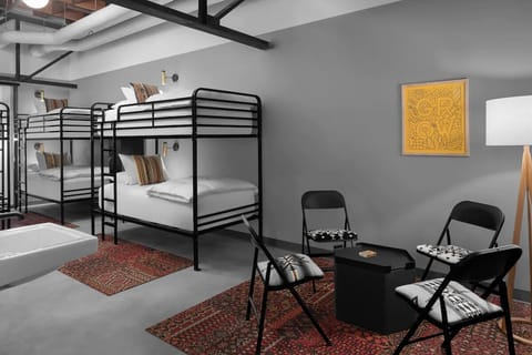 Unit with bunk beds