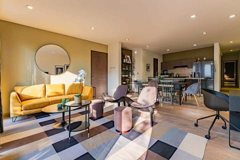 This modern, kid-and-pet-friendly condo is perfect for a small family or friend’s getaway
