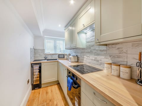 Kitchen | Buttercup Cottage - Ridley House, Yarm
