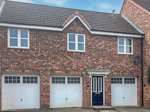 Exterior | The Gainsborough Mews, Gainsborough