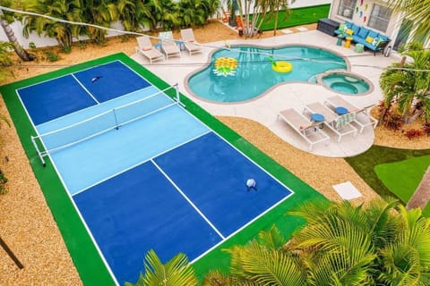 Pickleball | Heated Pool & Hot Tub | Mini-Golf | Bocce Ball