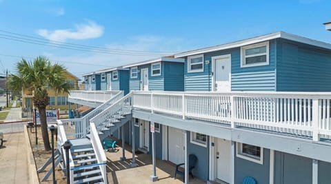 Welcome to Coastal Cottages by BeachBox