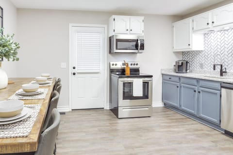 Kitchen | Keurig Coffee Maker