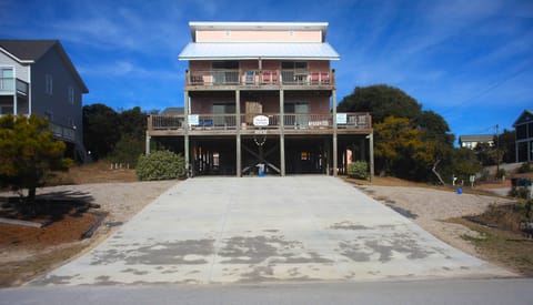 Welcome to Tranquillis East!