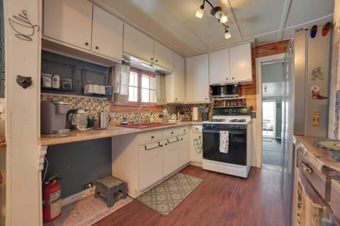 Kitchen | Keurig, French Press & Percolator Coffee Makers | Cooking Basics