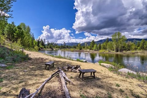 Beach-front on the Payette River.