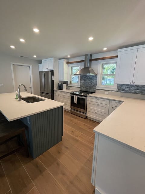 Large fully stocked kitchen