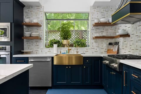 Kitchen with high end finishes