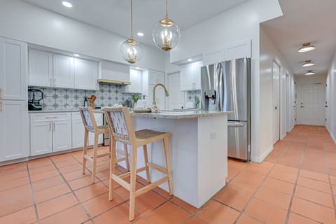 Kitchen | Stove/Oven | Dishwasher | Spices