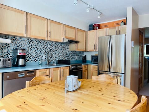 Fully stocked kitchen