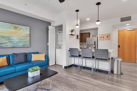 Open living space to enjoy time with family & friends!